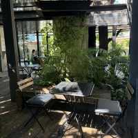 RAWR CAFE