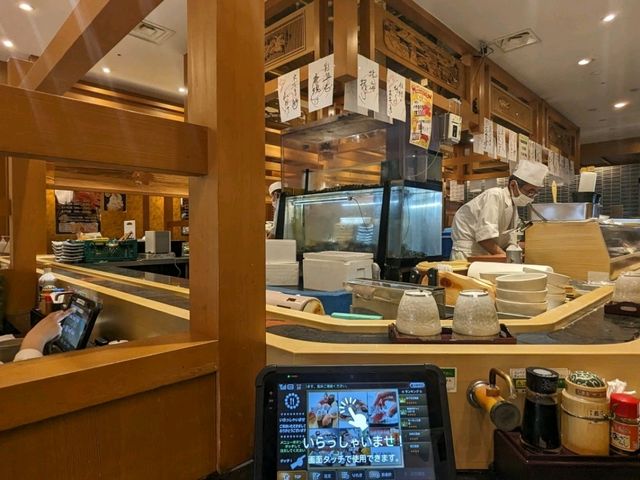 【東京】まぐろ人で美味しいお寿司をいただく
