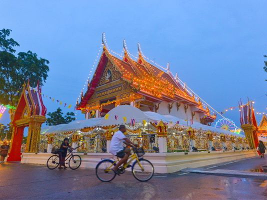 🌊🍍 Rayong Weekend Escape: Secluded Beaches, Fruit Orchards & Island Hopping!