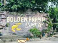 Golden Prawn 933 – Seafood Feast by the Sea!- Batam 