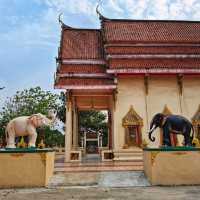 สักการะพระพุทธรักษาเมือง ณ วัดกระจัง