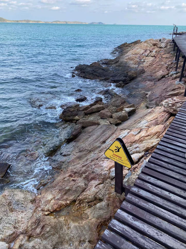 เขาแหลมหญ้า จ.ระยองงง 🌊