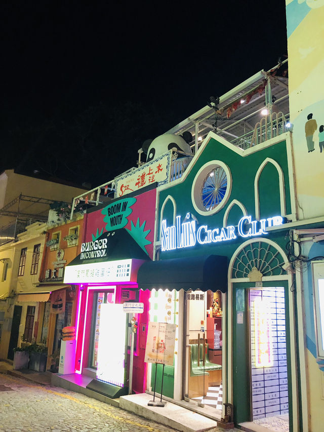 很有特色的一間雞蛋仔店舖 很有特色的一間雞蛋仔店舖