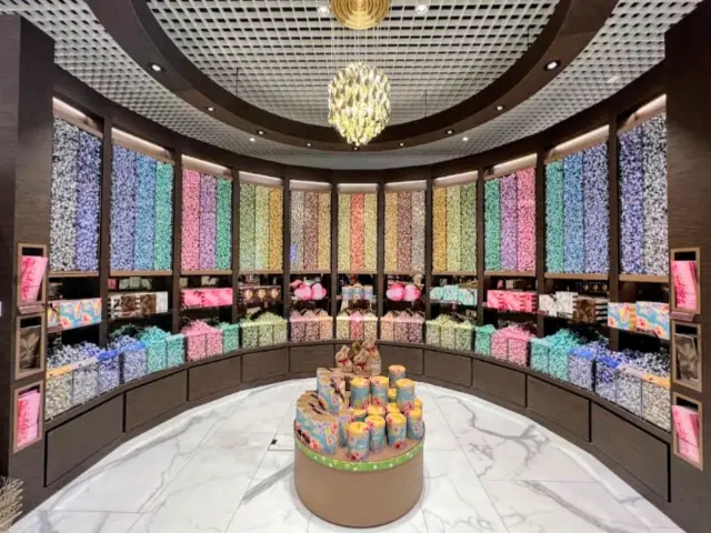 Zurich | Lindt Home of Chocolate, Switzerland's Chocolate Dream Factory