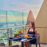 คาเฟ่ ร้านอาหาร บน rooftop ใจกลางกรุง