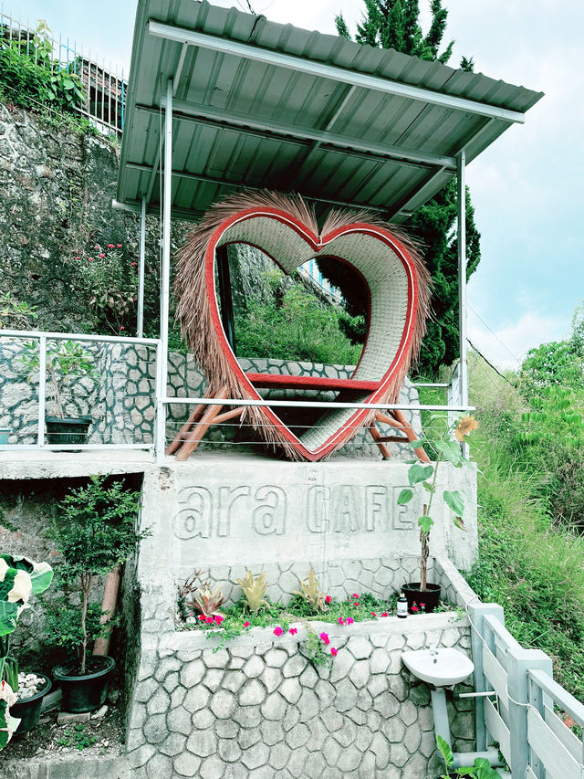 Ara Cafe & Eatery: A Scenic Coffee Haven in Parapat