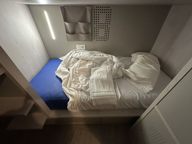 Spacious community hostel in Seville