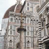 Florence | Turning the Pages of an Art Magazine While Wandering Florence's Streets! 🎨🇮🇹