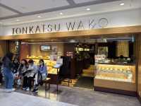 🥢 Golden Crunch & Warm Service: Tonkatsu Wako Never Misses 🐷