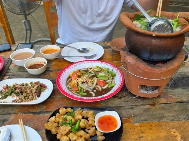 สถานที่ฮีลใจในบางไผ่ นนบุรี ตกปลาได้ ทานอาหารก็ดี
