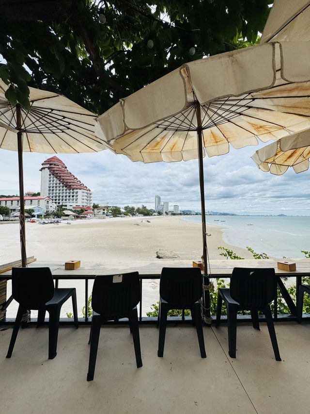 ดื่ม & ชิลล์ ชมวิว ที่ Baribot Khaotakiab หัวหิน 