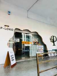 Having a great afternoon tea…⭐️P-LOKO CAFÉ⭐️✨