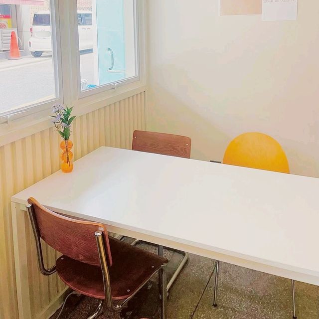 Reve Cafe