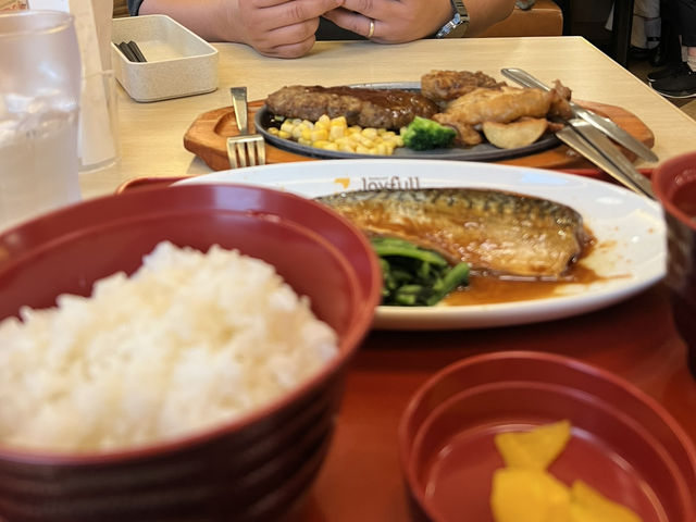 รีวิวร้าน Joyful สาขาเท็นจิน