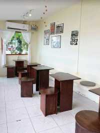 Lay Cafe Phuket คาเฟ่ริมหาดสุดชิลล์ชมวิวพระอาทิตย์