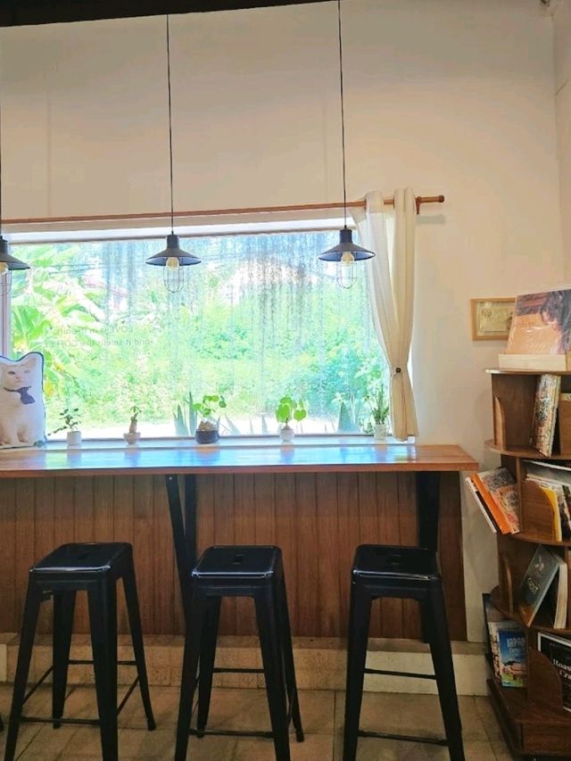 Hachiya Coffee Roastery Samui: โรงคั่วกาแฟคุณภาพ