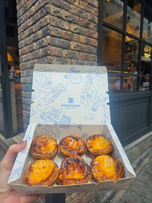 Bakehouse สาขาเซ็นทรัล – ทาร์ตไข่ในตำนานที่ต้องลอง
