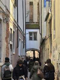 Rialto: Where Venice’s Soul Crosses The Grand Canal