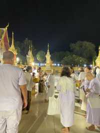 พระธาตุศักดิ์สิทธิ์สองฝั่งโขง #พระธาตุพนม 🙏🏻