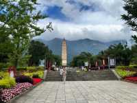 🏯☀️ Exploring the Majestic Three Pagodas of Dali (崇圣三塔)