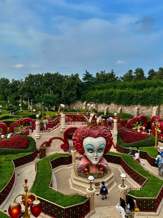 People Meets Magic: The Ultimate Disney Castle in Shanghai