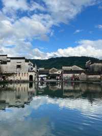 Wander Through Time in Hongcun