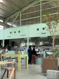 A Cafe Teshima คาเฟ่สไตล์โรงงานบนเกาะเทชิมะ