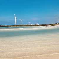 The Ultimate Family-Friendly Beach with Calm, Shallow Seas