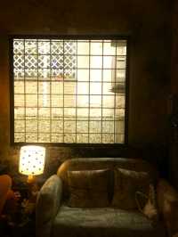 Kismet is a cozy café