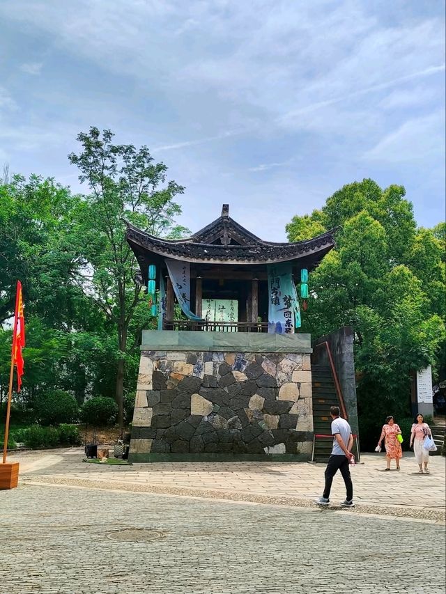 Longmen Ancient Town – The Living Museum of Sun Clan's Legacy