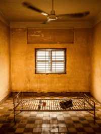 🕯️ "Confronting Cambodia's Dark Past: Tuol Sleng Genocide Museum