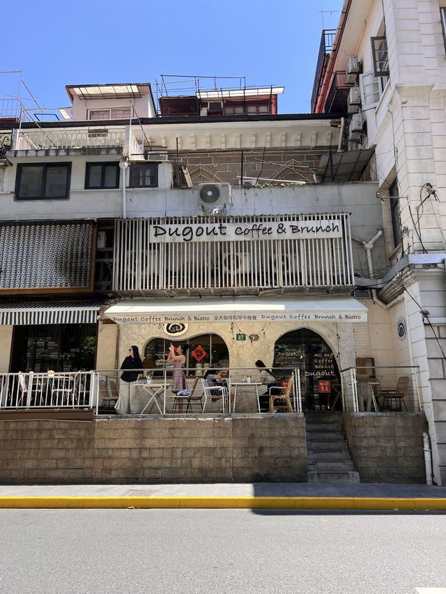 ร้านอาหารที่เห็นวิวหอไข่มุก