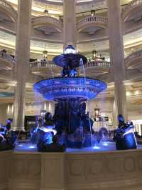 Two tone fountain 