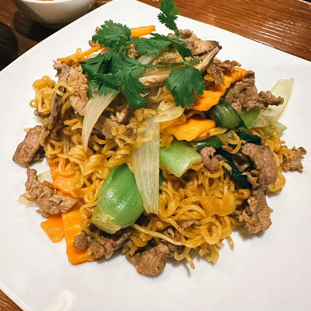 คาเฟ่แอนบาร์ในเมืองฮานอย  Nola Cafe & Bar