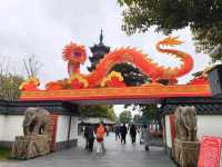 Longhua Temple 
