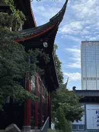Chengdu Daci Temple – A Haven of Serenity in the Modern City
