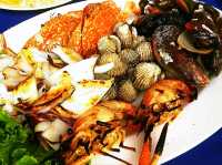Lung Sawai Seafood – Authentic Thai Flavors