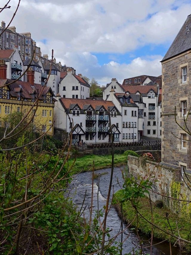 หมู่บ้าน dean village