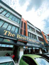 The Best Corner Restaurant Kuching: Kopitiam with Endless Local Flavours