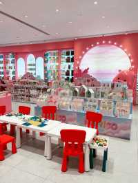 “Miniso Store: Must-Visit for Cute Finds, Gifts, and Figurines!” 