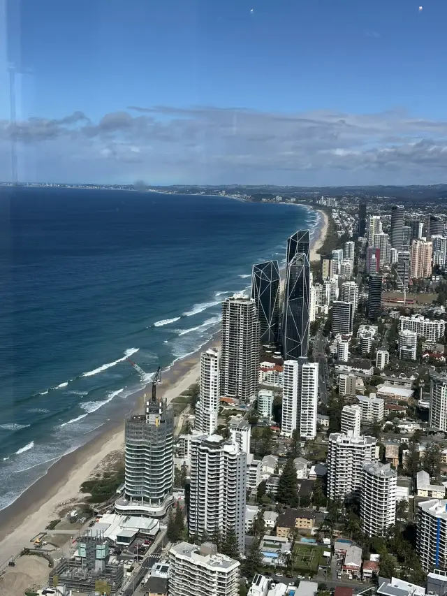 Gold Coast Panorama: A Feast for the Senses from the Sky to the Shore