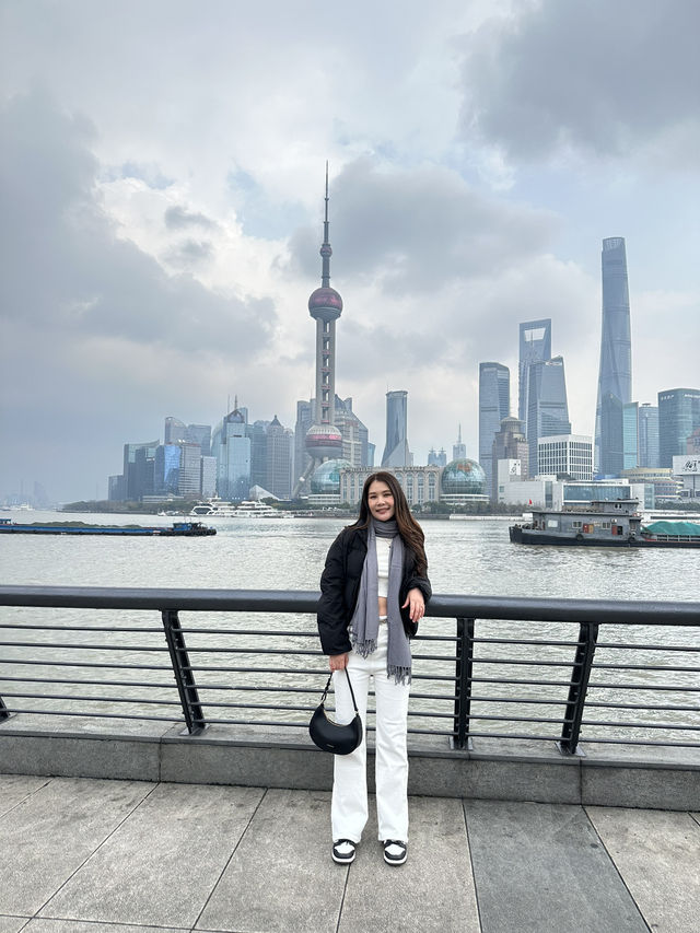 🇨🇳☀️ Midday Glow at The Bund, Shanghai