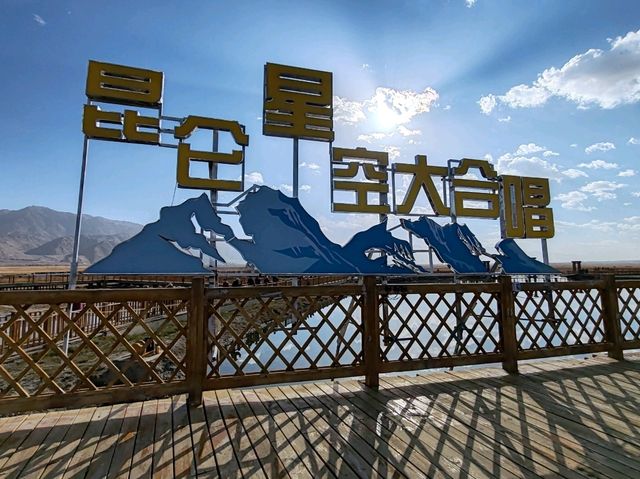 Autumn on the Pamir Plateau at the Golden Grassland