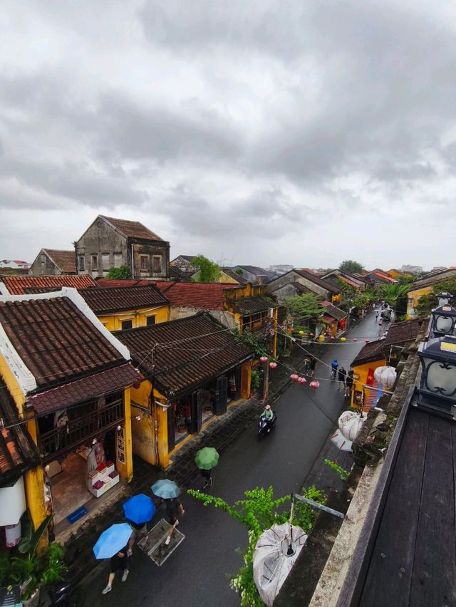 Hoi An Old Town, Coconut Boat & Morning Glory Restaurant