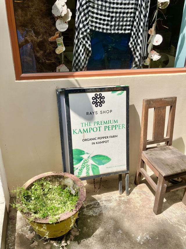 【シェムリアップ旅】胡椒を味わう素敵カフェ
