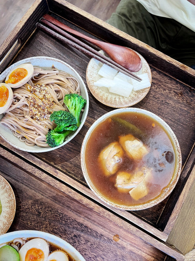 台中|如果你剛好愛書法也愛咖啡☕️ 台中|如果你剛好愛書法也愛咖啡☕️