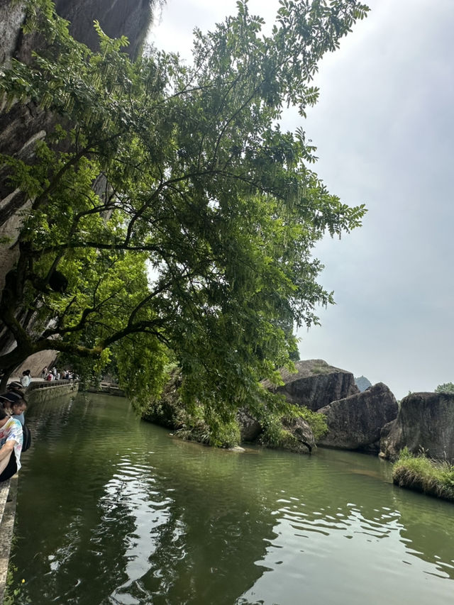 Xian, with its breathtaking beauty and serene surroundings, truly touches everyone’s hearts