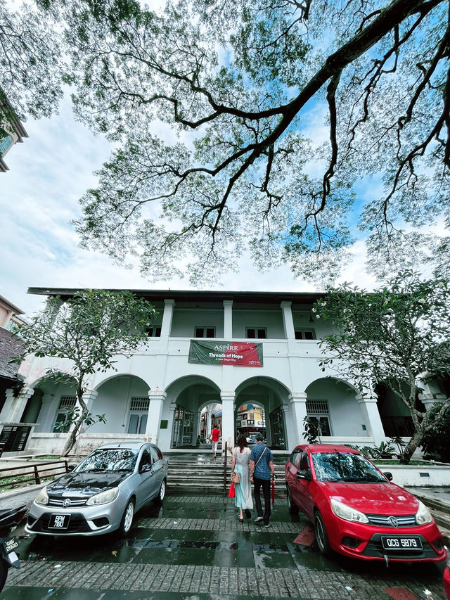 Old Courthouse Kuching – A Historical Landmark Must-Visit Old Courthouse Kuching – A Historical Landmark Must-Visit