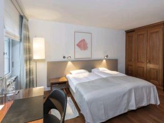 Review of a Luxury Swiss Hotel with Ultimate Snow Vibes.
