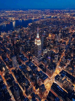 #worthitornot
New York is famous for its epic skyline, but nothing beats the views from the Empire State Building 🏙️😍. If you're chasing that classic city experience, this is THE spot — endless panoramic views, art deco vibes, and that bucket-list photo for your feed.
Top Spot to Visit: Empire State Building
Empire State Building Address: 20 W 34th St., New York, NY 10001, USA
For summer (July 23–Sep 17), it's open daily from 9:00 AM to midnight (last entry 11:00 PM). For fall, opening hours shift a bit, so check before you go! Admission is $324, and you get up-close views of Midtown, Central Park, and beyond — perfect for sunrise or night outings.
Tips:
Arrive early or right before closing for shorter lines and dreamy light. If you want those city lights, hit the late hours! Don’t forget to book your ticket in advance via trip.com to skip waiting.
Getting Around:
Take the subway (B/D/F/M/N/Q/R/W/1/2/3), hop off at 34th St-Herald Square or Penn Station; both are an easy walk. NYC traffic is wild, so public transit is your friend.
Where to Eat:
Grab coffee or breakfast at Culture Espresso (72 W 38th St), or head to Koreatown (just blocks away) for great eats — try BCD Tofu House for lunch!
NYC Essentials:
Weather can be unpredictable — bring layers, and carry a portable charger for ALL those photos. Card payments are everywhere, so cash isn’t a must.
#EmpireStateViews #NYCTrip #TravelWithTripCom